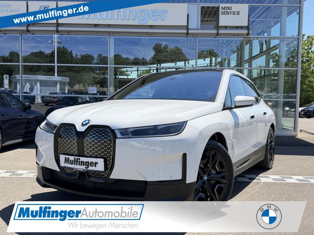 2023 BMW iX