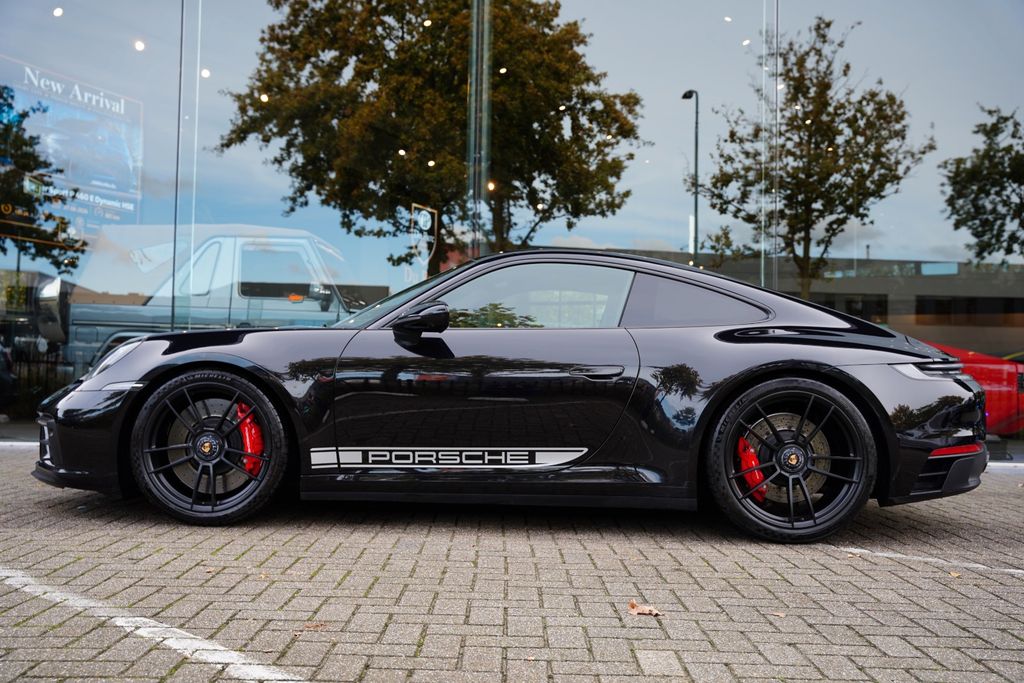 PORSCHE 911 2022