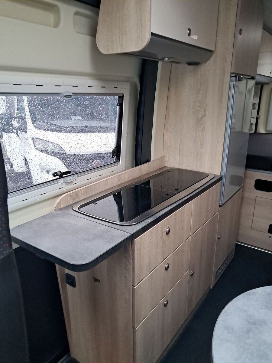 Fahrzeugabbildung Clever Celebration 600 AHK,SAT,Markise,TV,Ludtfederung