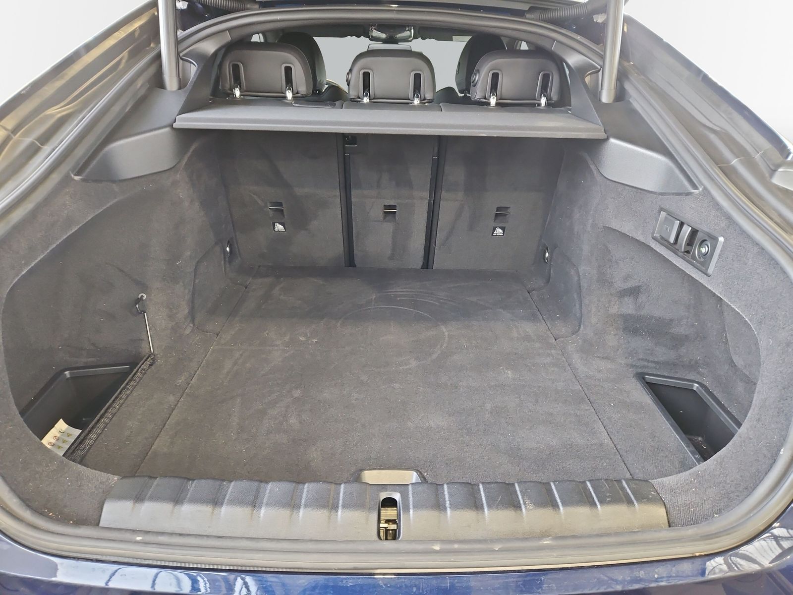 BMW i4 - Bild 16