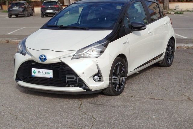 Toyota TOYOTA Yaris 1.5 Hybrid 5 porte Trend "White Edi