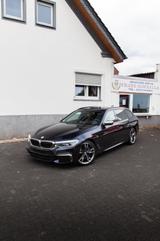 BMW M550d xDrive Touring VOLL AHK,Pano,Standheizung
