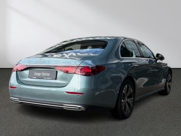 Mercedes E 200 - 4