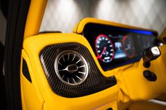 G 63 AMG BRABUS G 800 BLACK/ YELLOW FULL CARBON