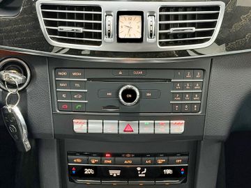 Mercedes E 350 - 11