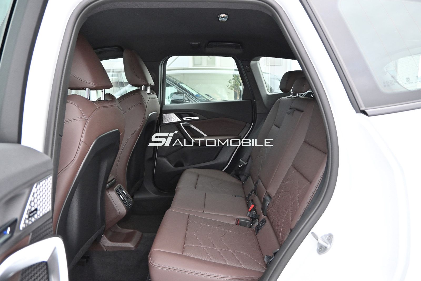 Fahrzeugabbildung BMW X1 xDrive23i M-Sport °ACC°AHK°360°MEMO°HARMAN°