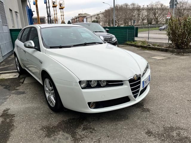 Alfa Romeo ALFA ROMEO 159 2.0 JTDm 136 CV Sportwagon Distin