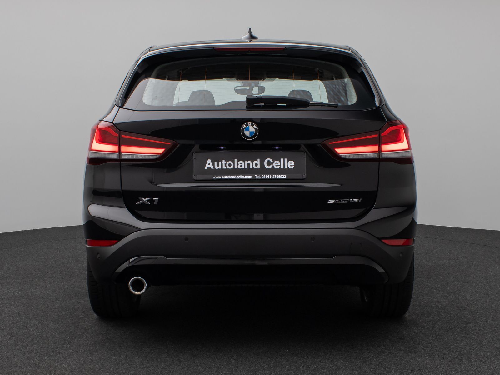 Fahrzeugabbildung BMW X1 sD18i Parkassistent DAB Sportsitz LED 18Zoll