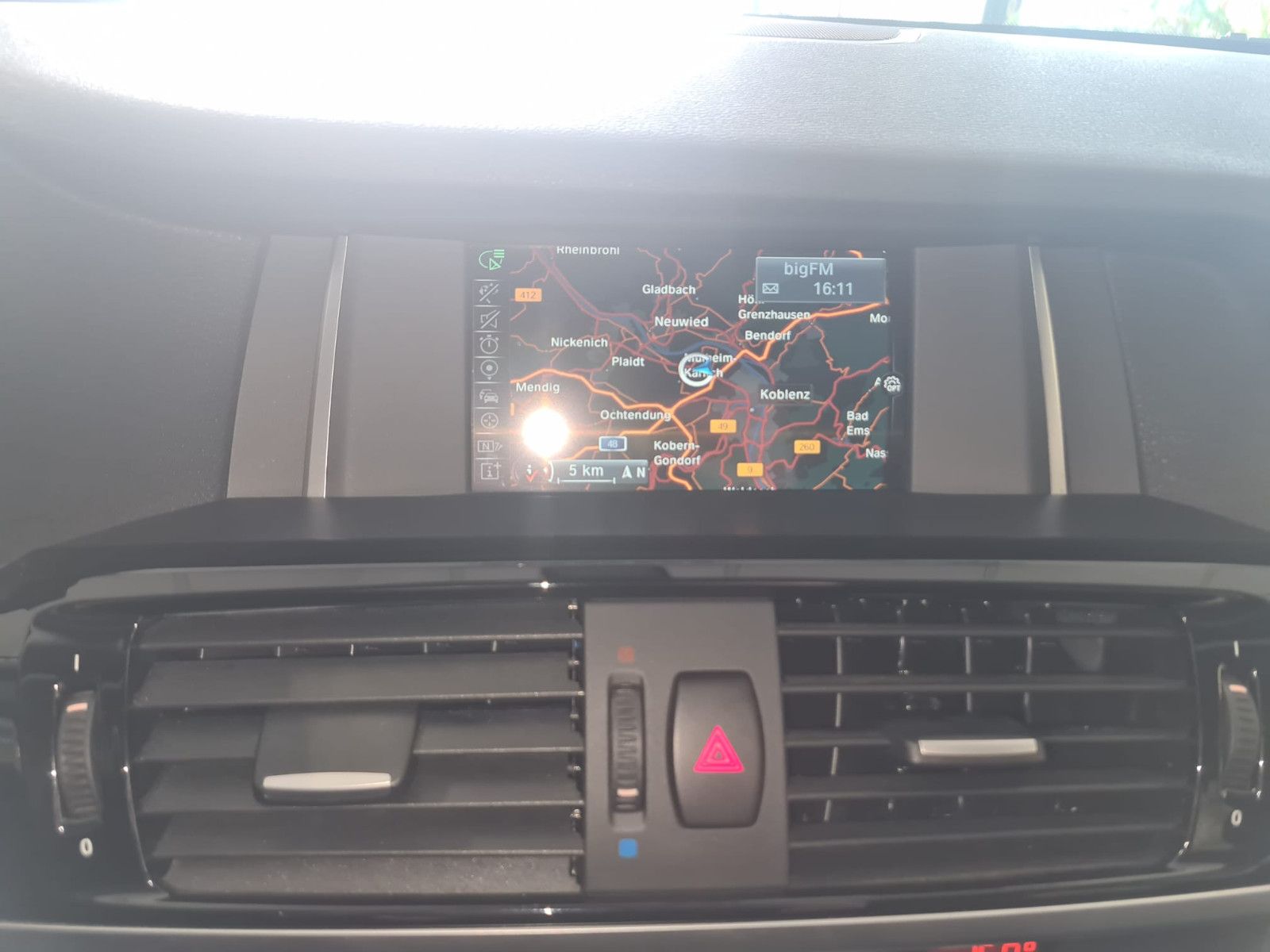 Fahrzeugabbildung BMW X3 xDrive 20 d Advantage / 1. Hand / PANO /
