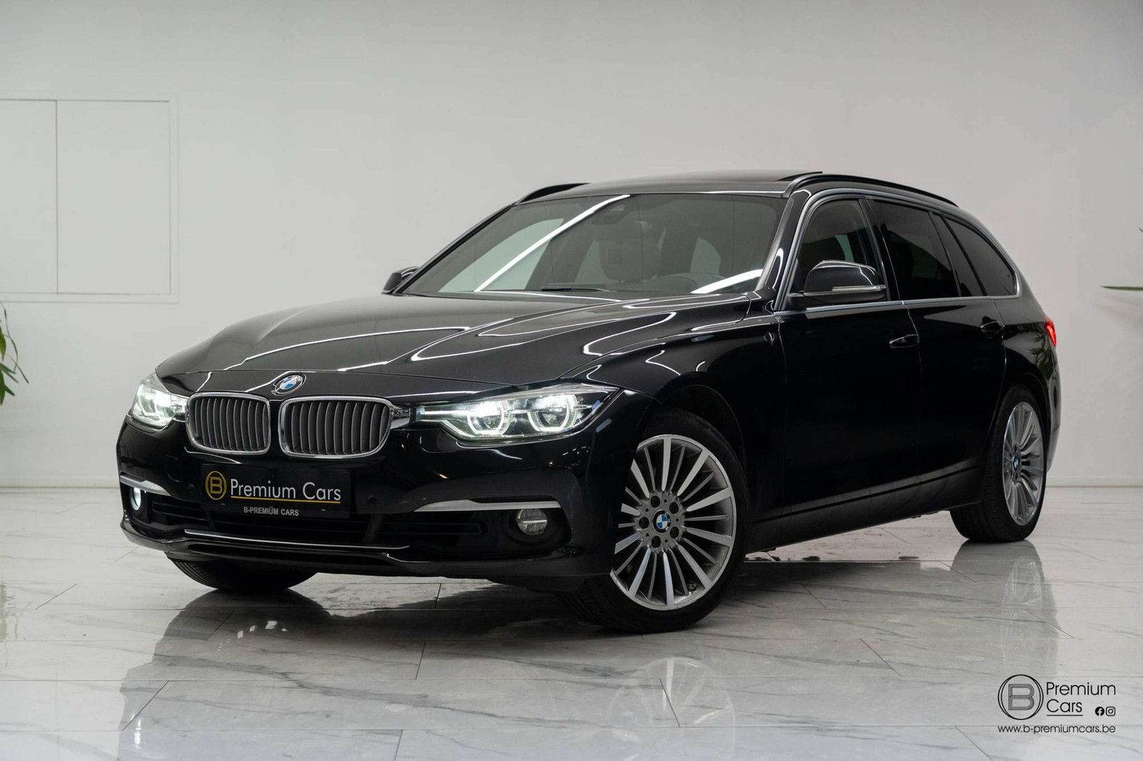 BMW 330 i xDrive individual! H&K, Camera, zetelverwa