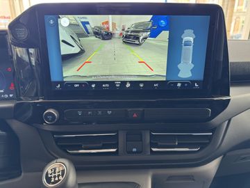 Ford Tourneo Custom L2 Titanium LED  70L Tank