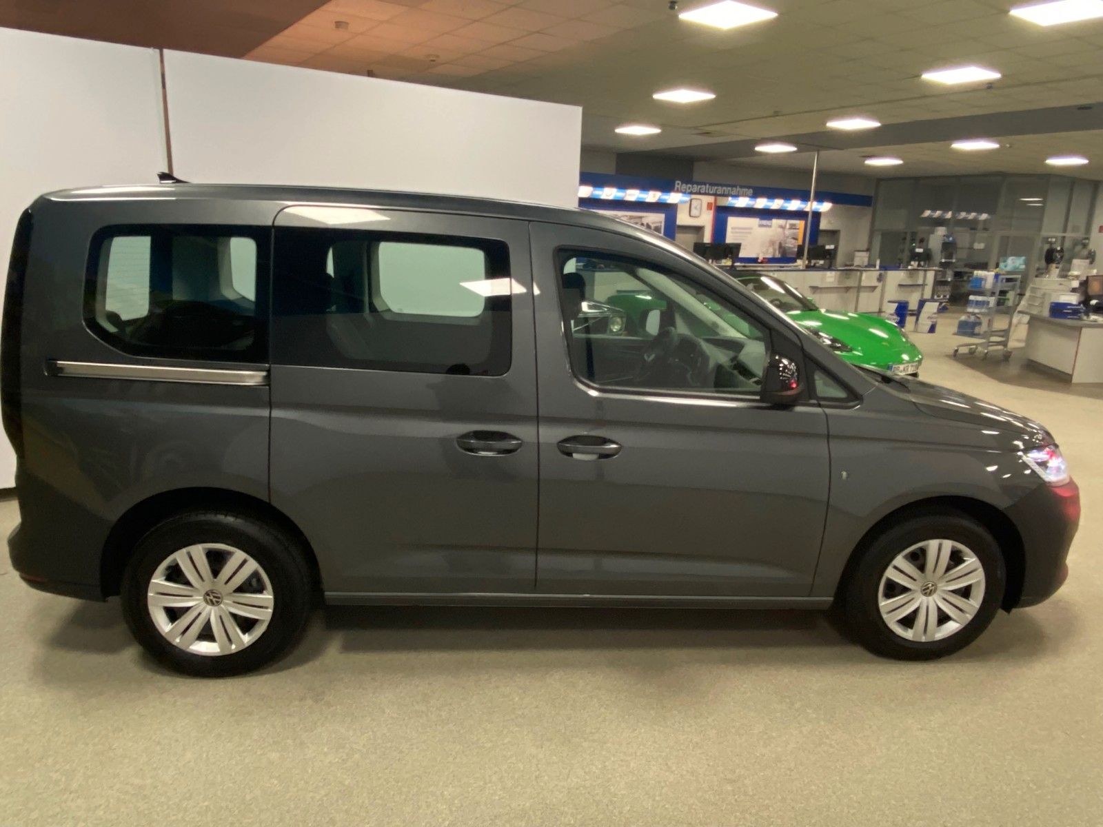 Fahrzeugabbildung Volkswagen Caddy 1.5 TSI DSG Edition+Garantie 2030++KAMERA+