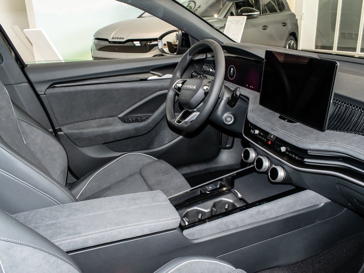 Skoda Superb - Bild 7