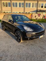 Porsche Cayenne S  Checkheft bei Porsche   - Porsche in Duisburg