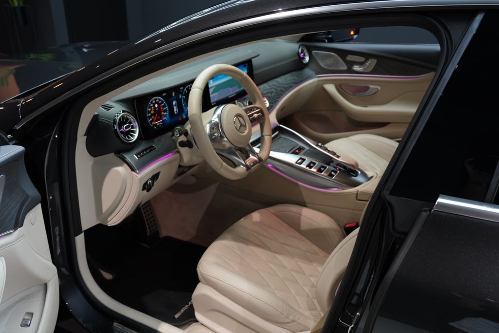 MERCEDES-BENZ AMG GT 53 4Matic+*BURM*360*MASSAGE*V8*1HAND*VOLL MERCEDES-BENZ AMG GT 53 4Matic+*BURM*360*MASSAGE*V8*1HAND*VOLL