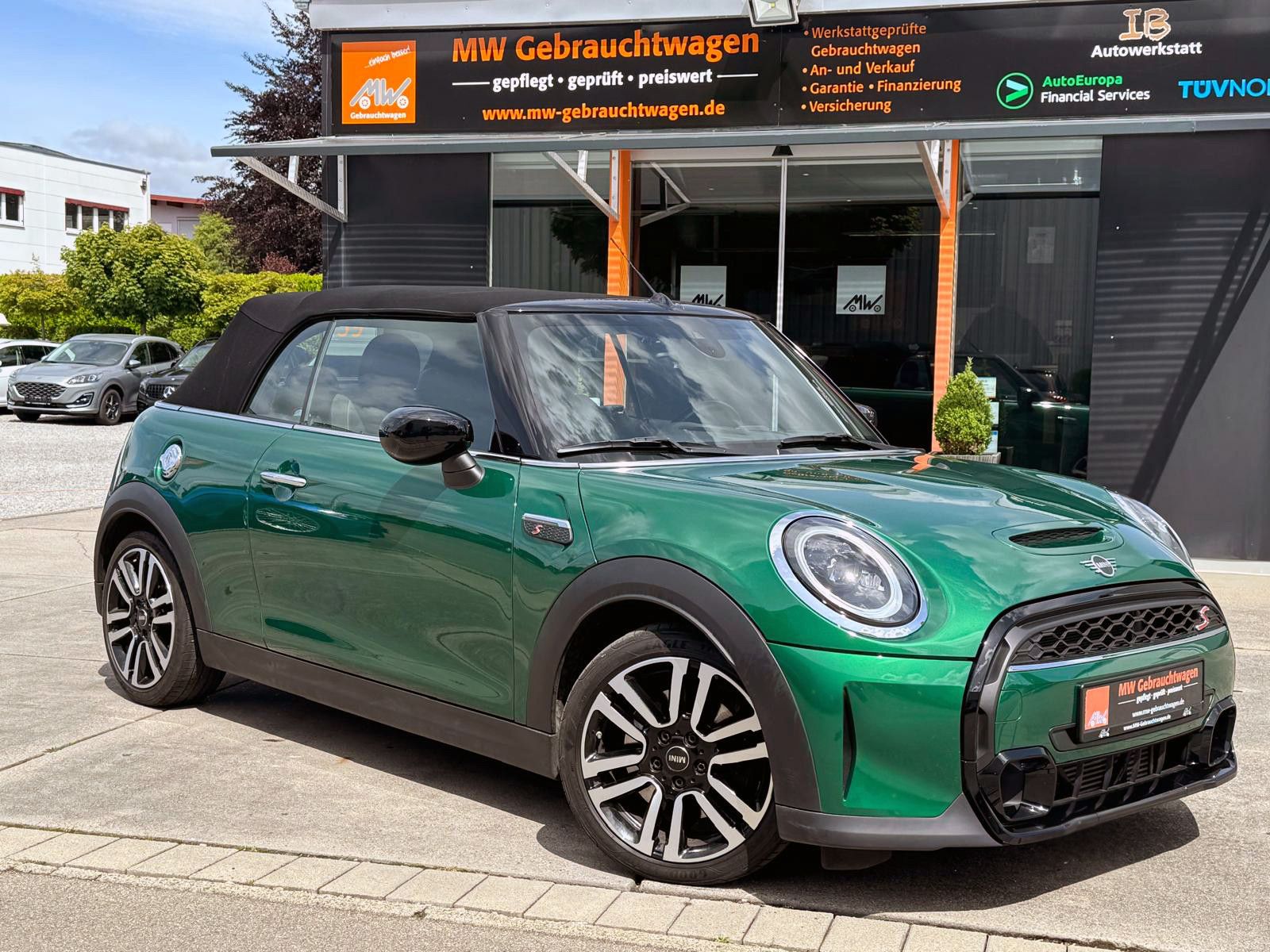Fahrzeugabbildung MINI COOPER S Cabrio Classic-Trim Aut. ACC HUD KAM BT