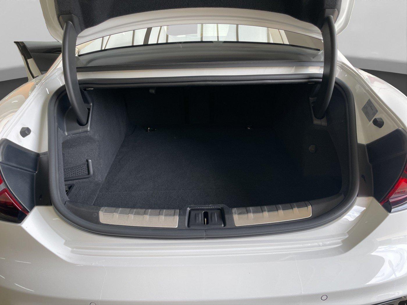 Audi e-tron GT quattro MATRIX Pano B&O ACC RFK