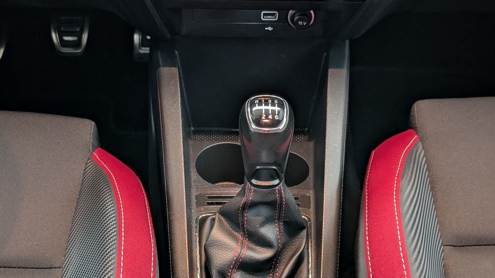 Fahrzeugabbildung SKODA Fabia Combi 1.0 TSI * LED * SHZ Monte Carlo