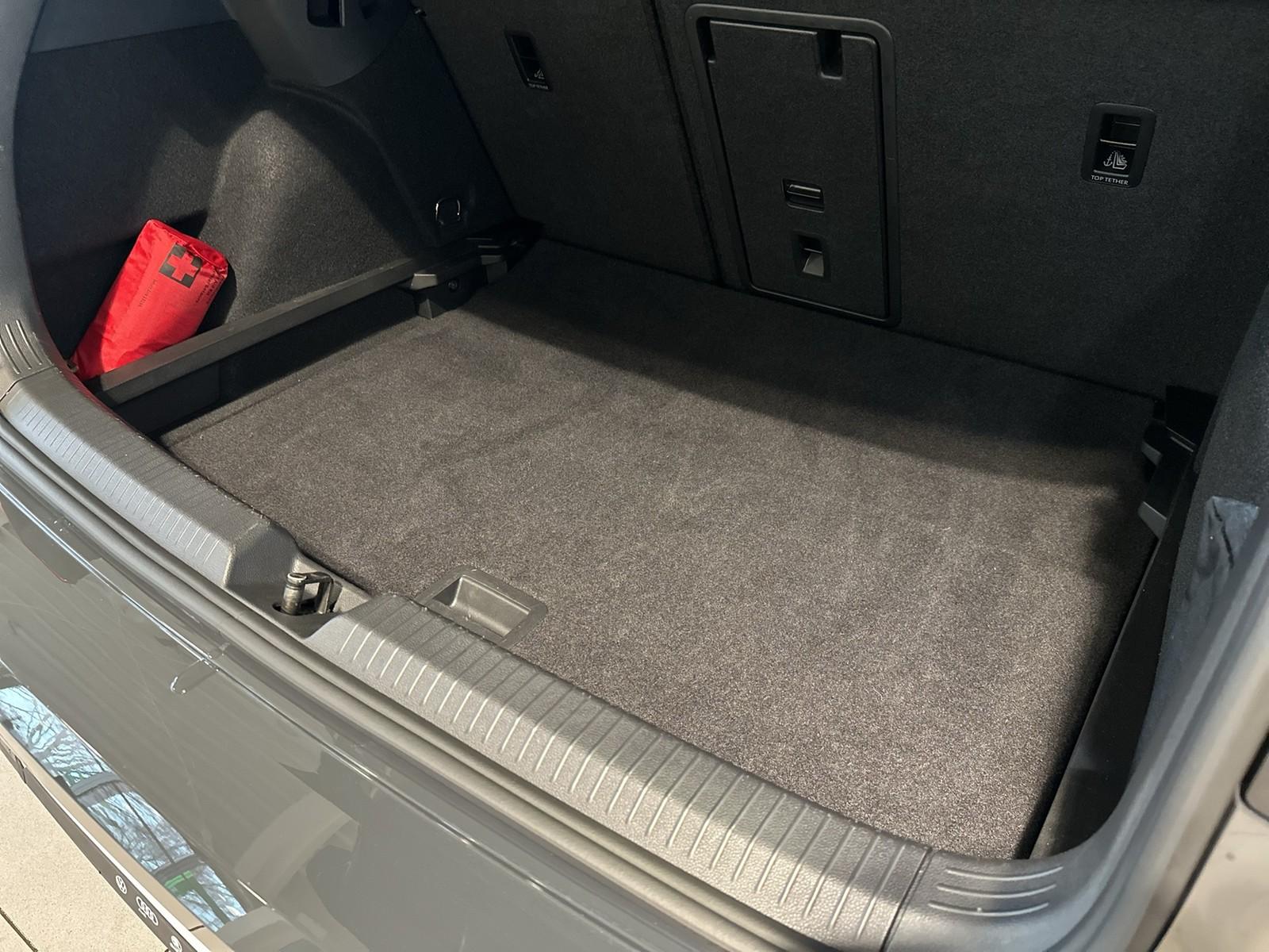 Volkswagen Golf VIII GTI DSG Matrix Leder Navi HuD H&K Kam, миниатюра 12