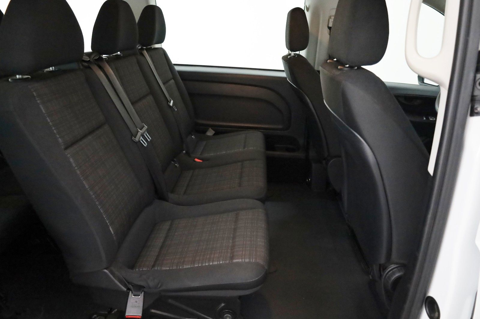 Fahrzeugabbildung Mercedes-Benz Vito Tourer 116 CDI Pro extralang 8 Sitzer,AHK