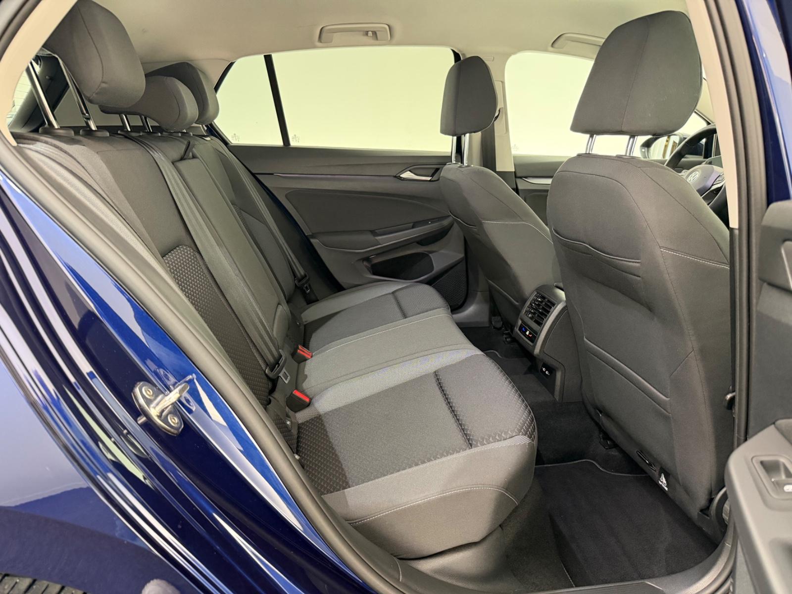 Volkswagen Golf VIII Lim. 1.0 TSI*ACTIVE*LED-LHZ-SPUR-APP, миниатюра 17