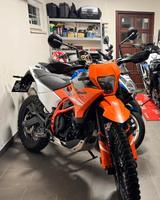 KTM 390 Enduro R Quickshifter Heizgriffe !nur 158km! - KTM Motorräder in Leipzig