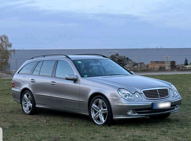 Mercedes-Benz E320 2004 — photo 5