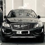 Volvo XC60 T5 Benzin 2.0  nur 115.xxx km - gebrauchte Volvo XC60 aus dem Jahr 2014