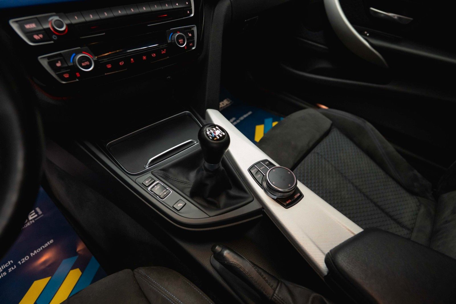 Fahrzeugabbildung BMW 420i M Sport Coupe Shadow Line Performance LCI