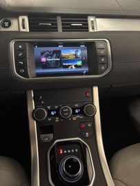 Land-Rover Range Rover Evoque - 11