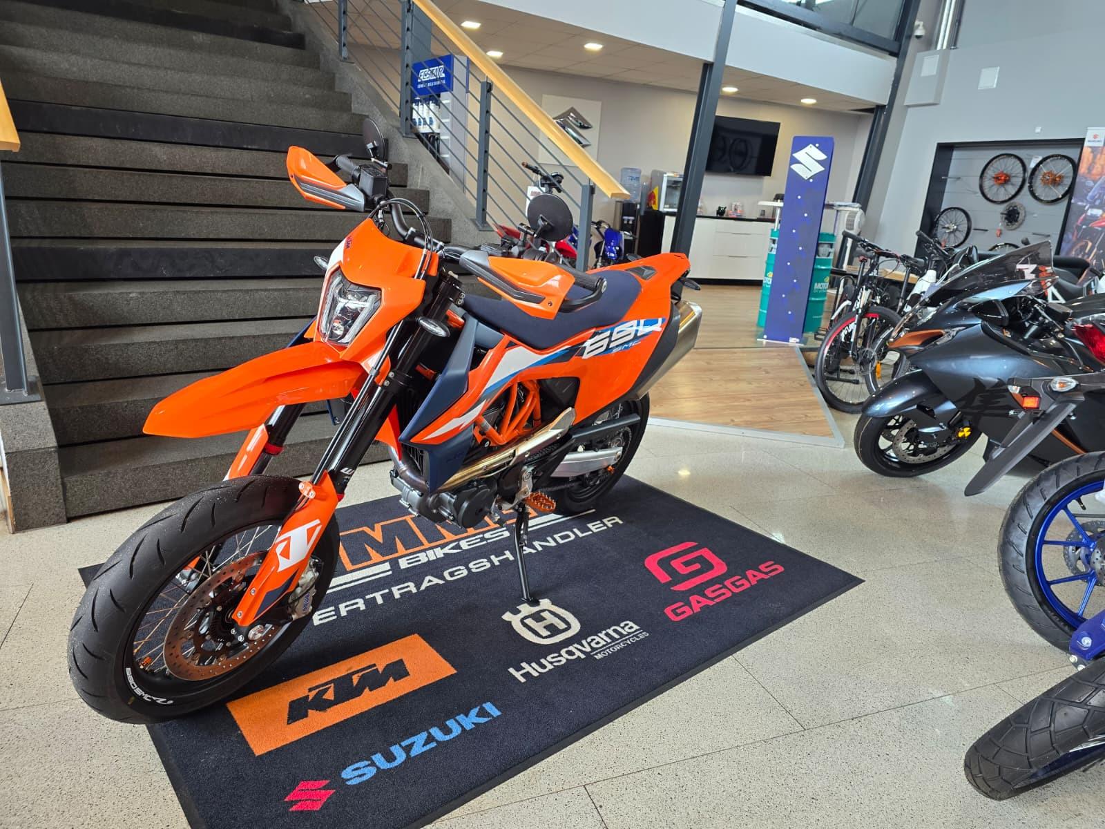 KTM 690 SMC R nur 970 km A 2 GA. bis 03.2028