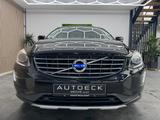 Volvo XC60 2.0L Automatik Summum 2WD Pano Navi AHK - gebrauchte Volvo XC60 aus dem Jahr 2015