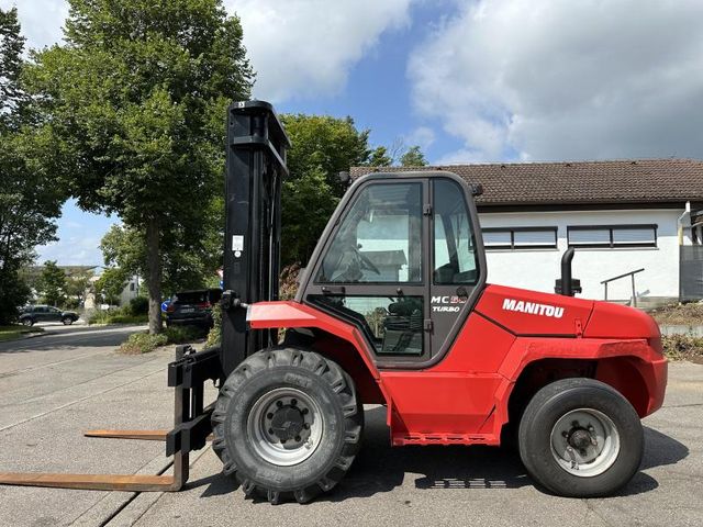 Manitou MC 50 Turbo 5 to Geländestapler Seitensc...