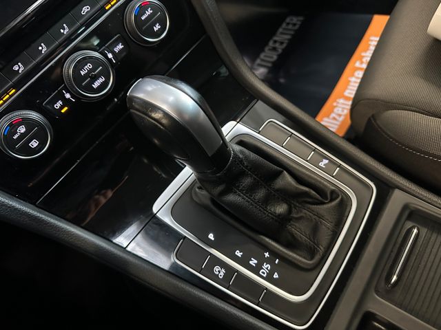 MYAUTOCENTER – Gebraucht- und Jahreswagen mit Werkstattservice in Pfaffenhofen Volkswagen Golf VII Variant Highline BMTStart-Stopp*Klima*