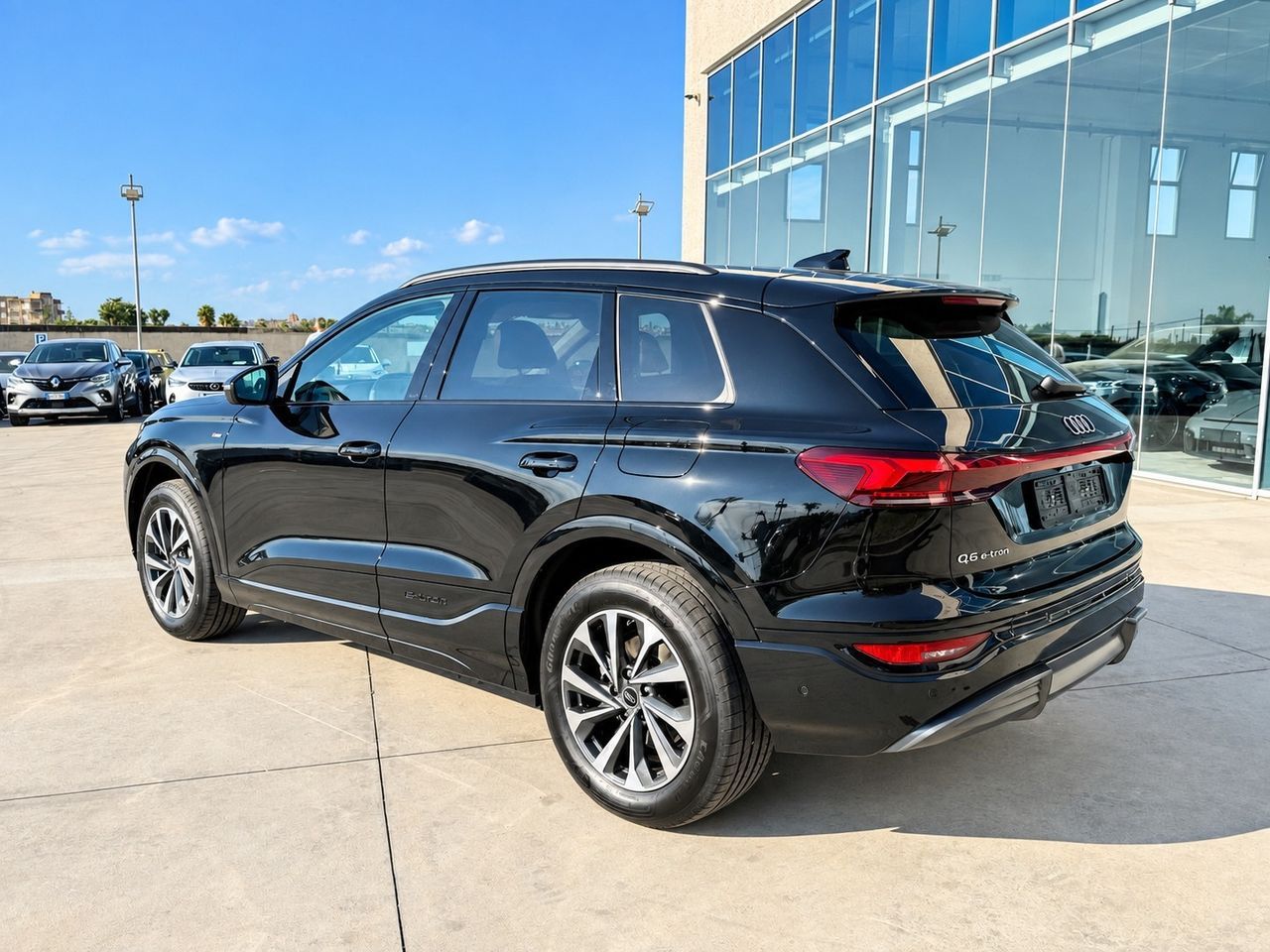 Other Audi Q6 e-tron performance S line edition imagem 3