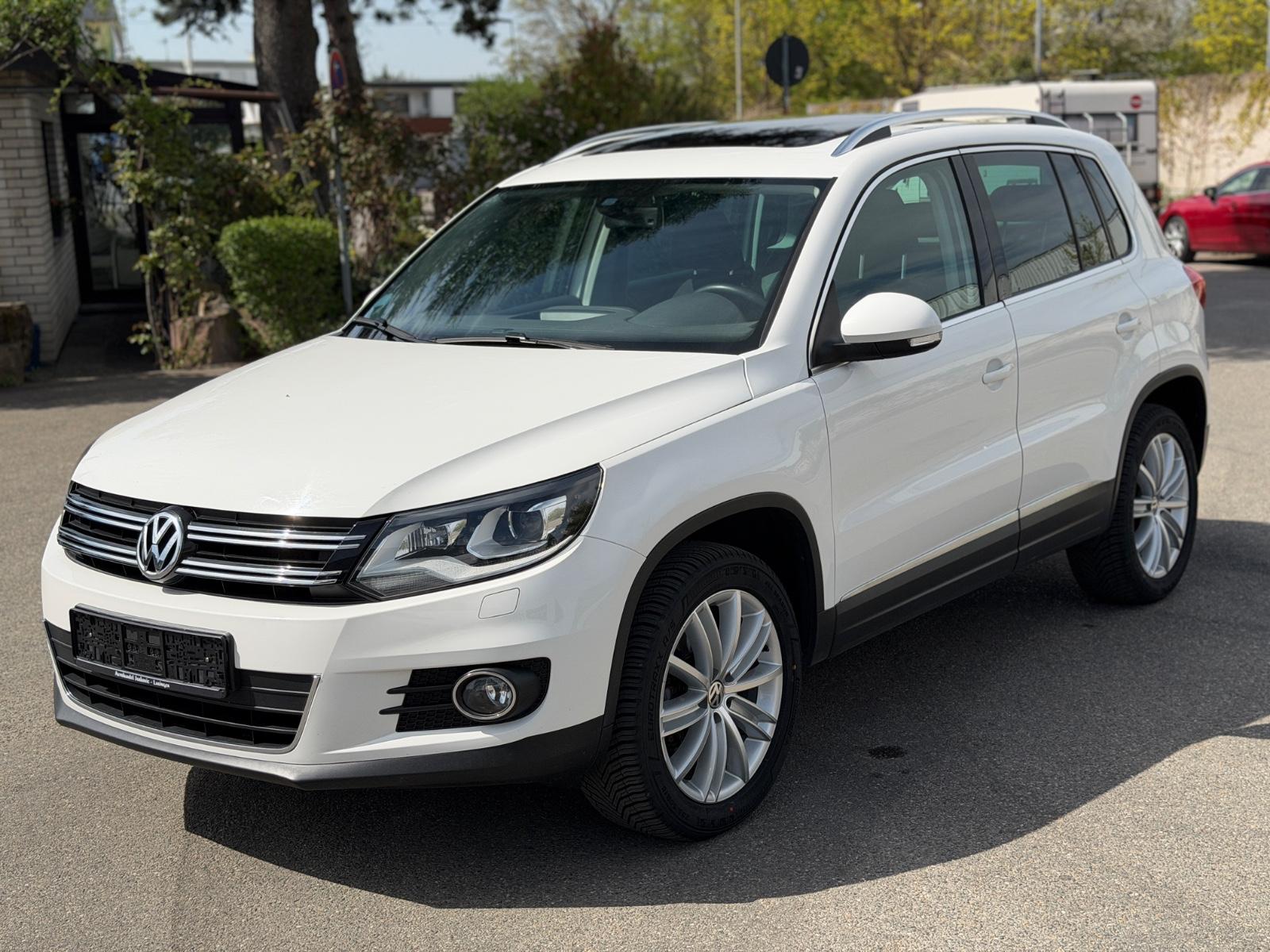 Volkswagen Tiguan Sport & Style 4Motion AHK Pano SHZ Navi
