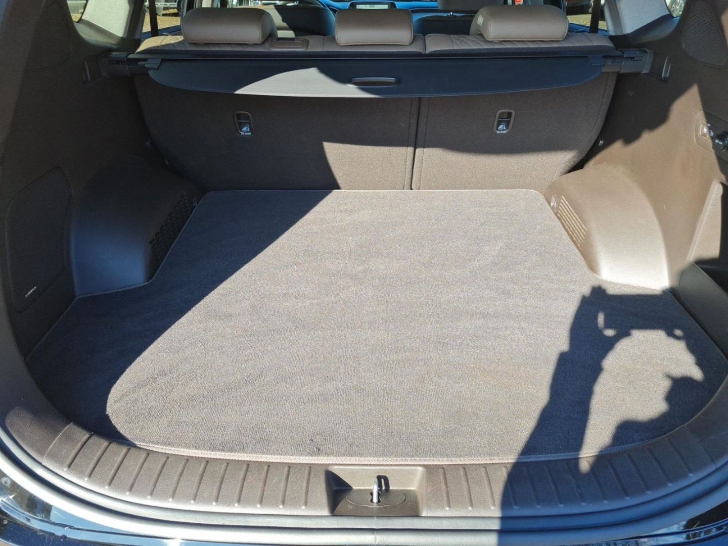 Fahrzeugabbildung Hyundai SANTA FE 2.2 CRDi 4WD PREMIUM AHK+PANO+360°CAM