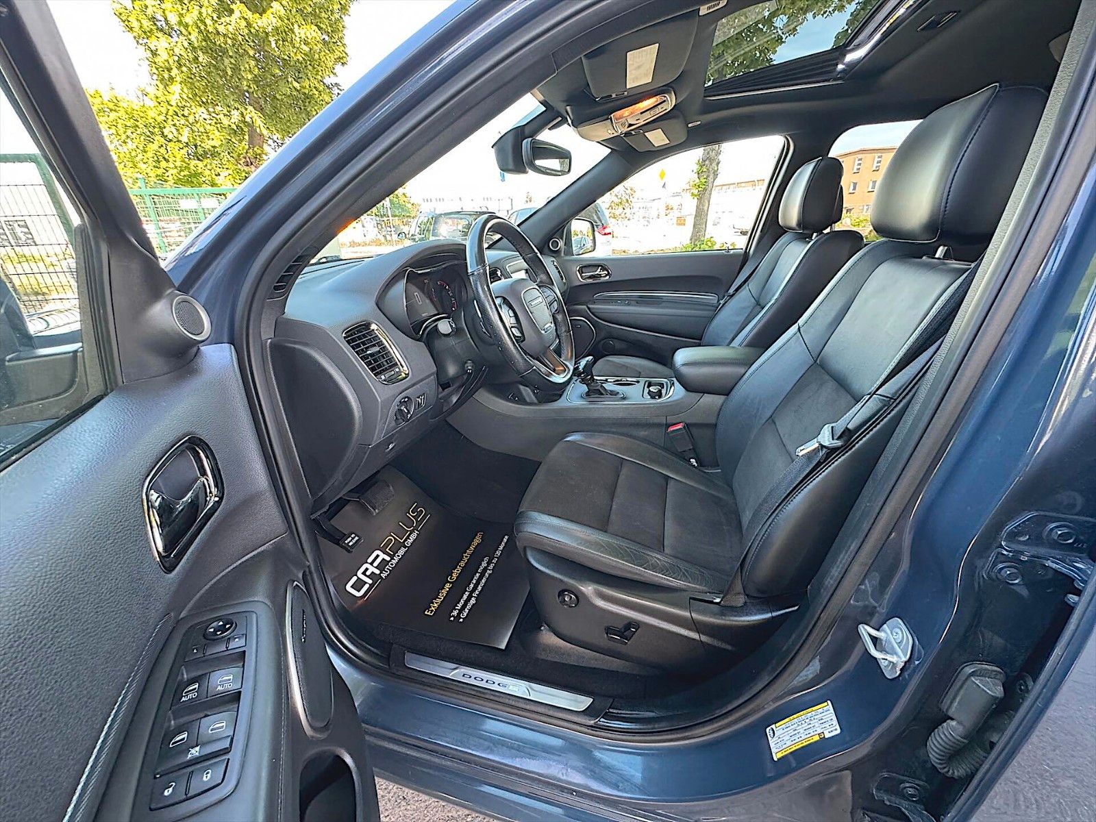 Fahrzeugabbildung Dodge Durango 5.7 V8 R/T 4x4 Night Paket *LED*7 Sitze*