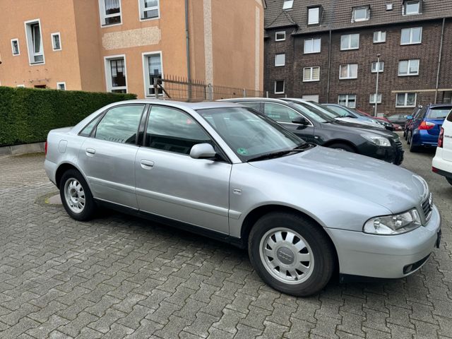 Audi A4 1.8 T   2.Hand