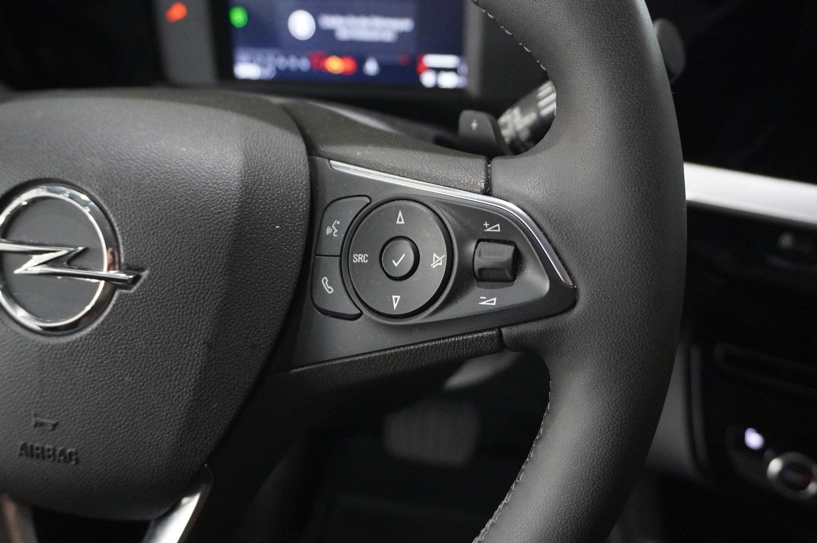 Fahrzeugabbildung Opel Mokka ELEGANCE 1.2T NAVI/LED/KAMERA/SPORT/SH/DAB