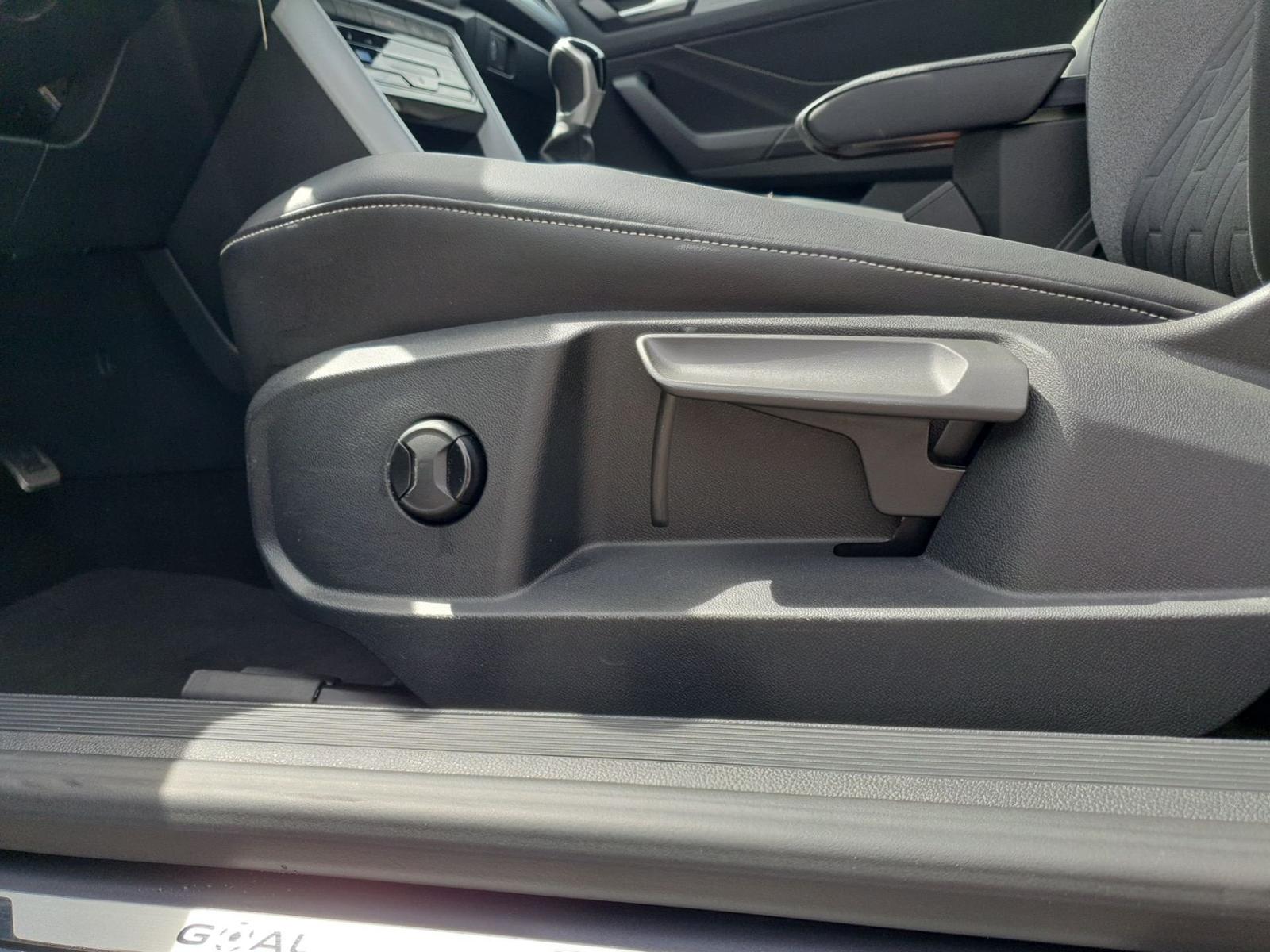 Volkswagen T-Roc Cabriolet Goal *KAMERA*SHZ*APP CONNECT*LED, миниатюра 8