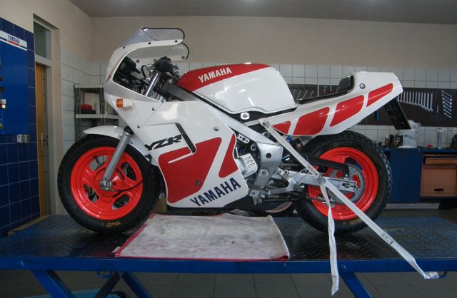 Yamaha YSR50