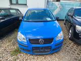 Volkswagen Polo IV Tour 1,2*Temp.*PDC*Kllima - Volkswagen Polo Tour mit Benzin-Antrieb