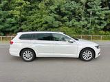 Volkswagen Passat Variant 2.0 TDI DSG Highline Navi SHZ  - VW Passat Variant von privat
