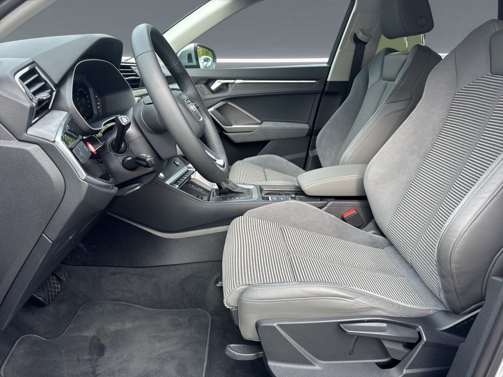 Audi Q3 - Bild 14