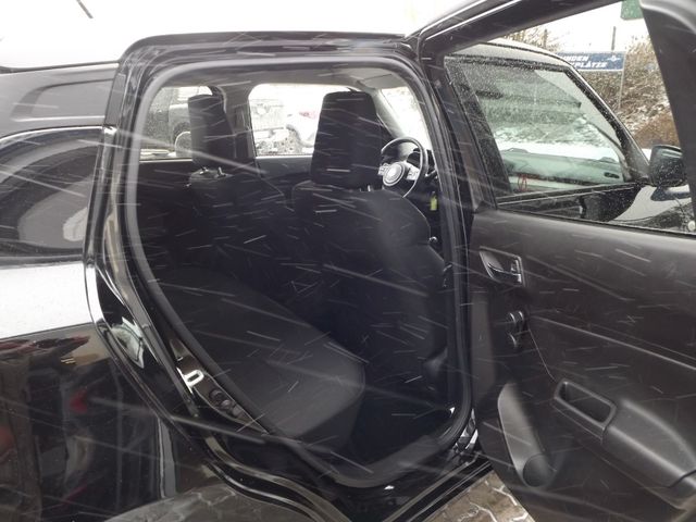 Swift Basic*Kamera*SHZ*ACC*Klima*