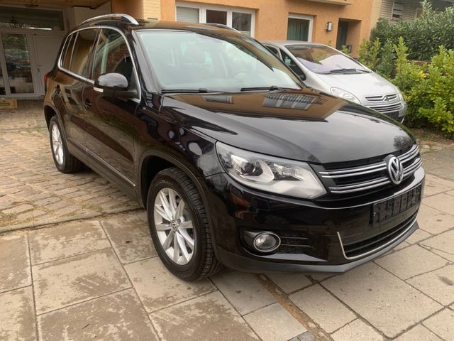 Volkswagen Tiguan Sport & Style BMT Panoramadach AHK