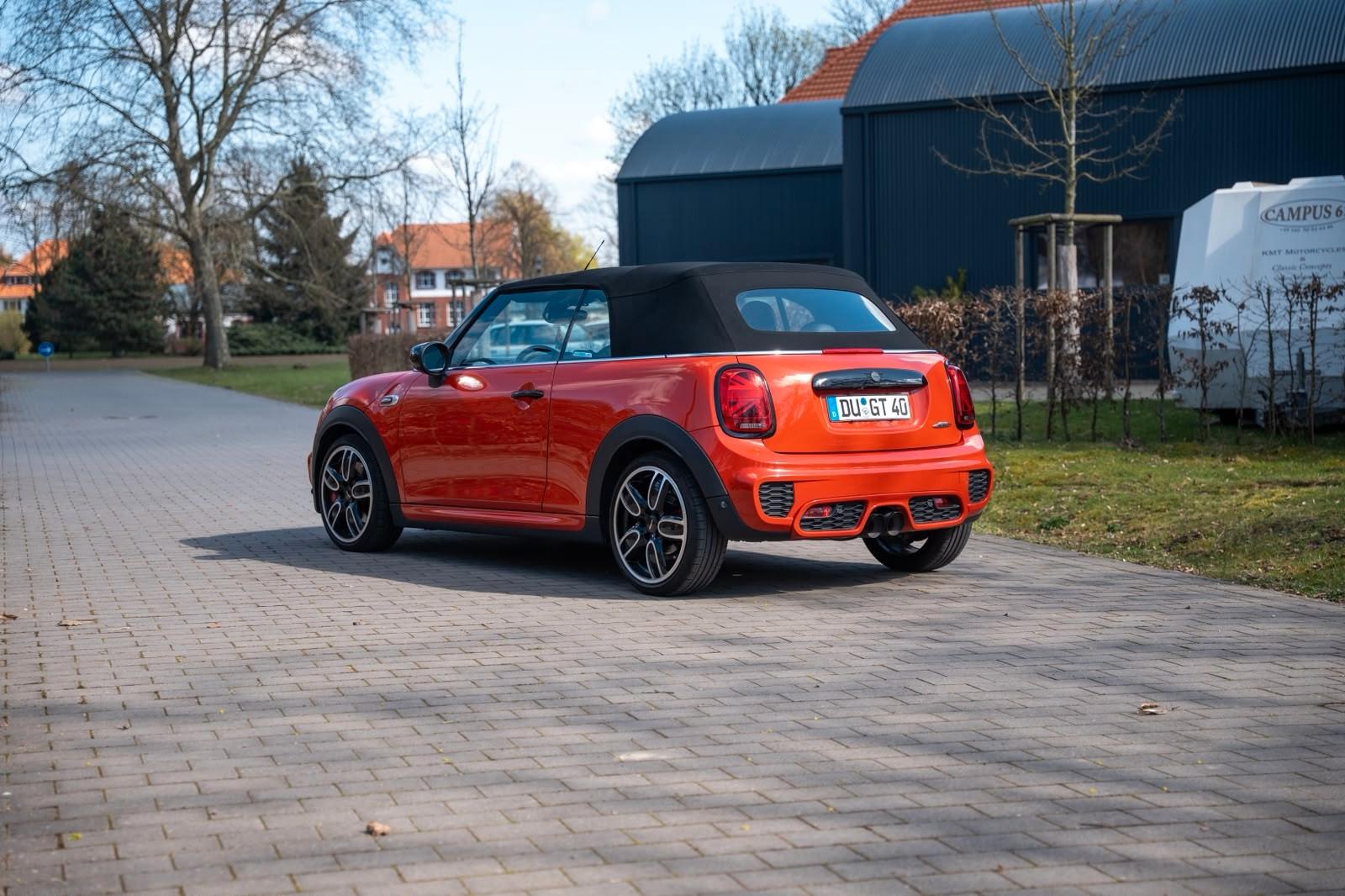 MINI John Cooper Works Cabrio John Cooper Works