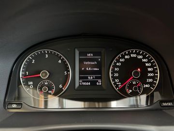 MYAUTOCENTER – Gebraucht- und Jahreswagen mit Werkstattservice in Pfaffenhofen Volkswagen Touran Comfortline *7-Sitzer*Freisprech*Klima*