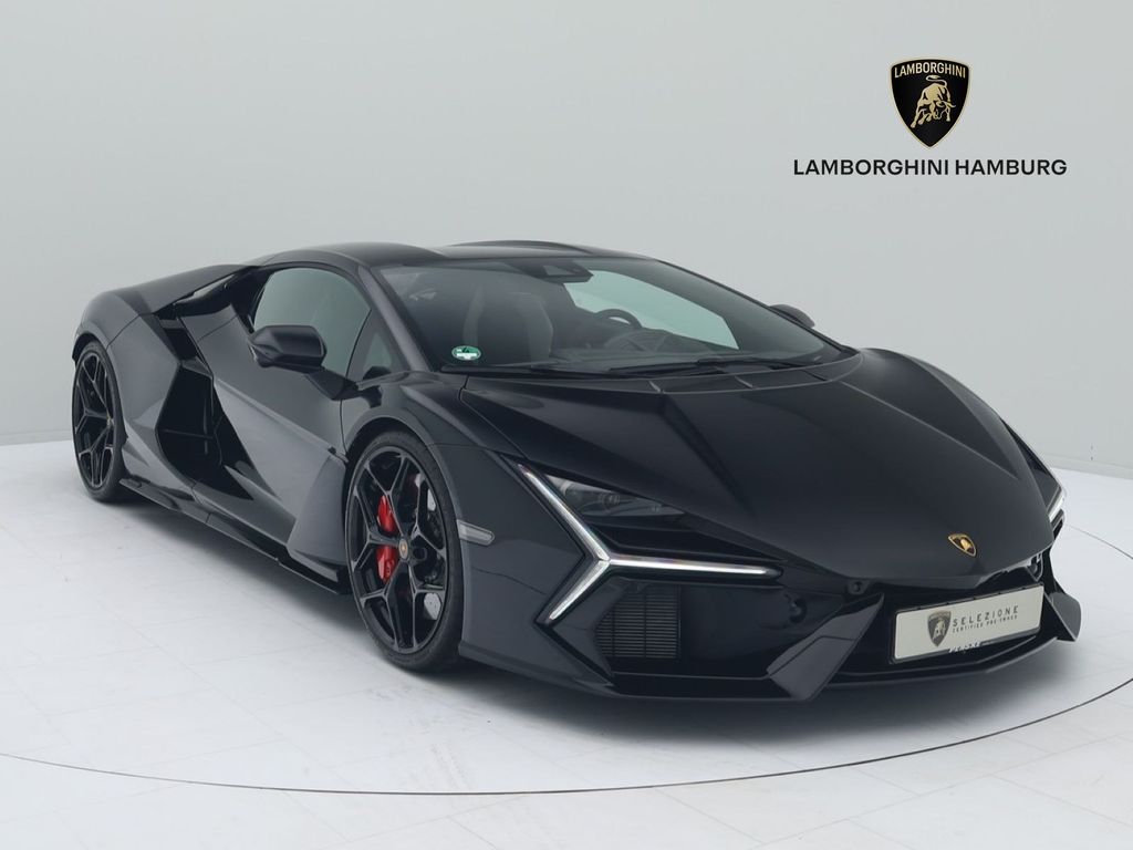 Image of Lamborghini Revuelto